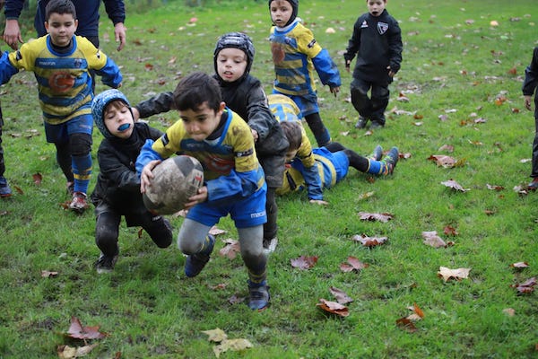 Domenica di fango e divertimento per il giovanissimi del Rugby Frassinelle