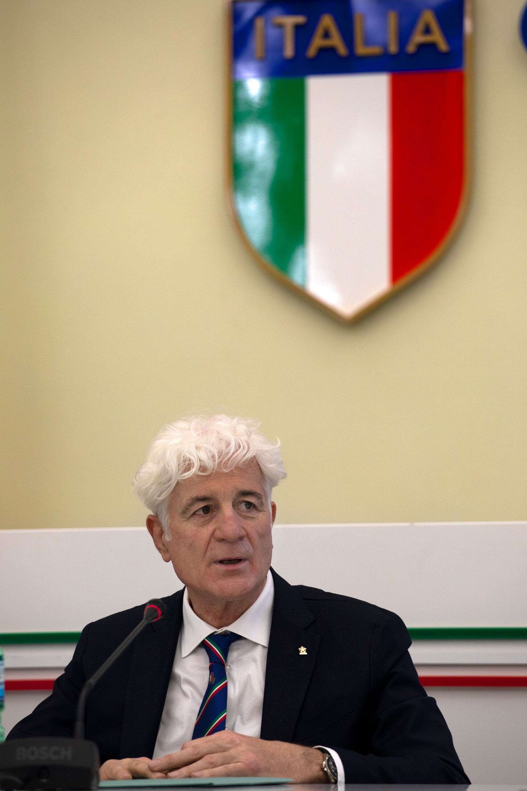 Innocenti: “le Zebre non sono utili”. Ma di chi sono le Zebre?