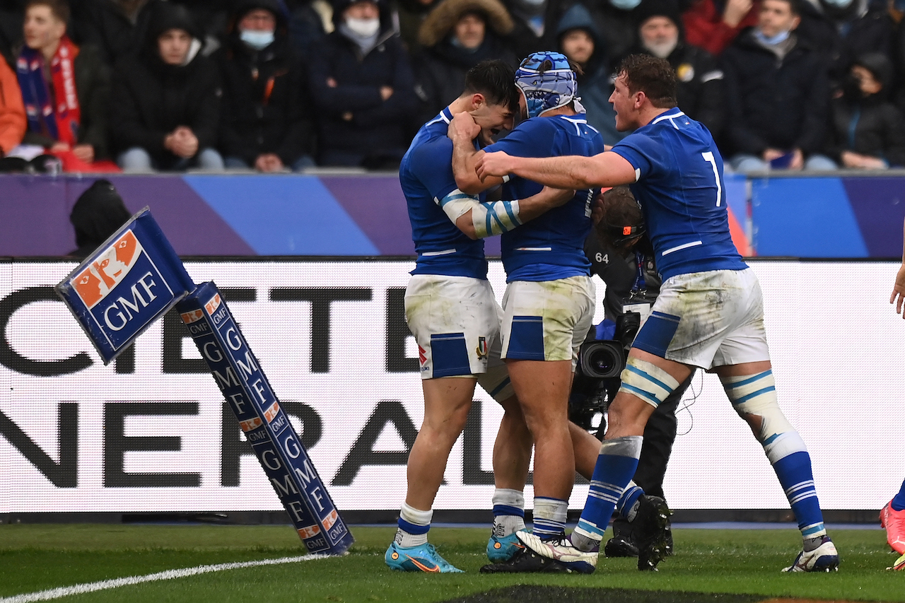 La Francia si impone nettamente sull’Italia. A Parigi finisce 37 – 10