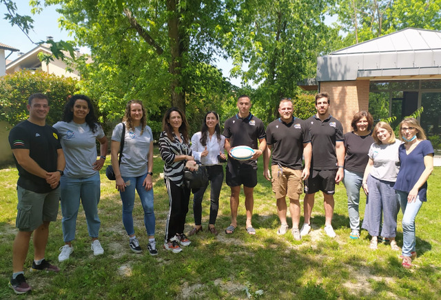 “Rugby in Ospedale”: giocatori di Nazionali e club (Zebre e Viadana) in visita ai piccoli ospiti della residenza neuropsichiatrica di San Polo di Torrile (Pr)