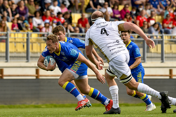 Un’altra stagione alle Zebre per il n° 9 inglese Chris Cook