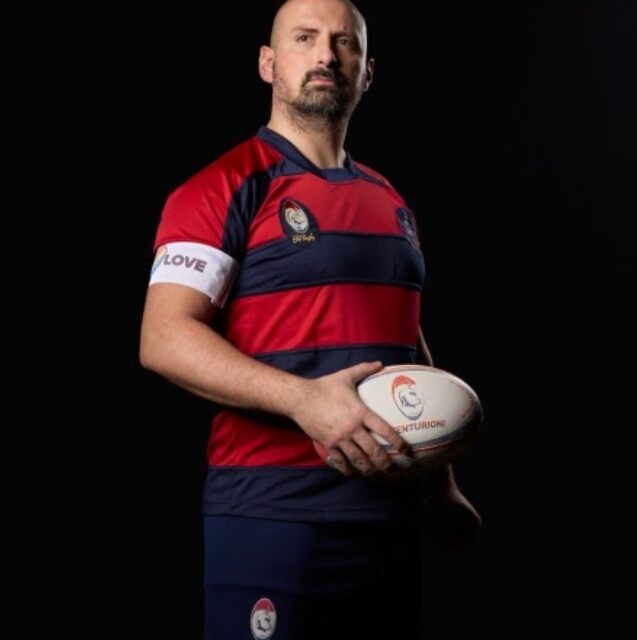 La squadra de I Centurioni OLD Rugby scende in campo contro ogni forma di discriminazione per orientamento sessuale