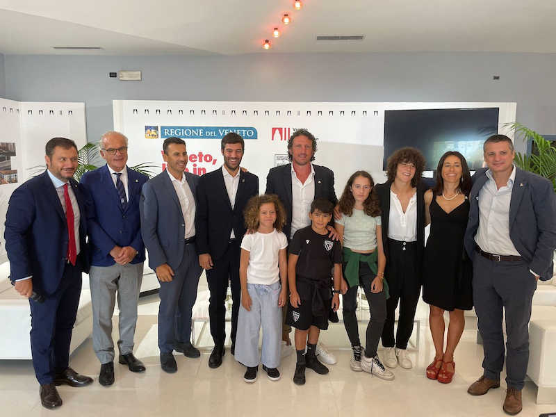 Il rugby sbarca alla Mostra del Cinema, presentato al Lido di Venezia il docufilm “Rugbisti si diventa”