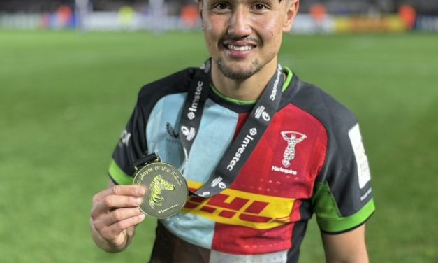 Marcus Smith prolunga con gli Harlequins. Il mediano d’apertura è uno dei giocatori più pagati del rugby inglese