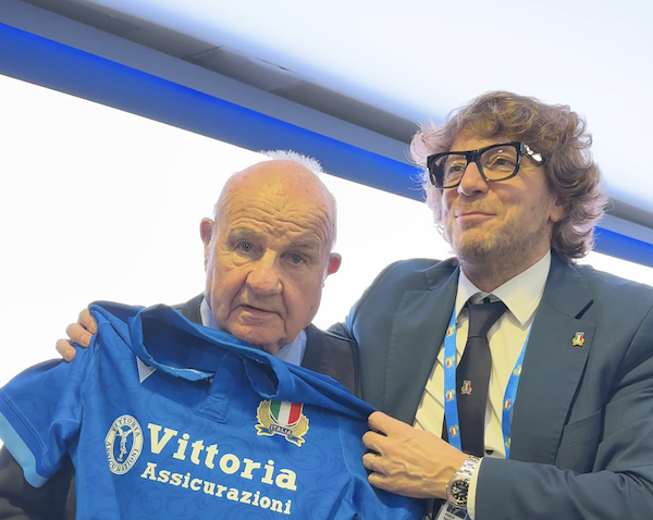 Andrea Taveggia, il più anziano capitano vivente degli Azzurri, omaggiato nel giorno del suo novantaduesimo compleanno